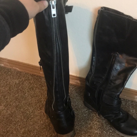 Women’s boots - Picture 3 of 5